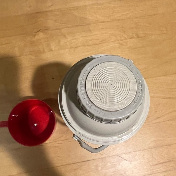 VINTAGE Original 1971 Thermos Vacuum Bottle - Picture 8 of 8
